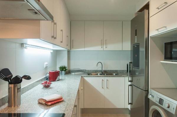 Lets Holidays Mediterranean apartment 3 minutes to the beach 2