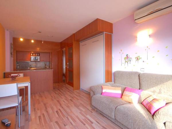 Quiet apartment with pool in tossa