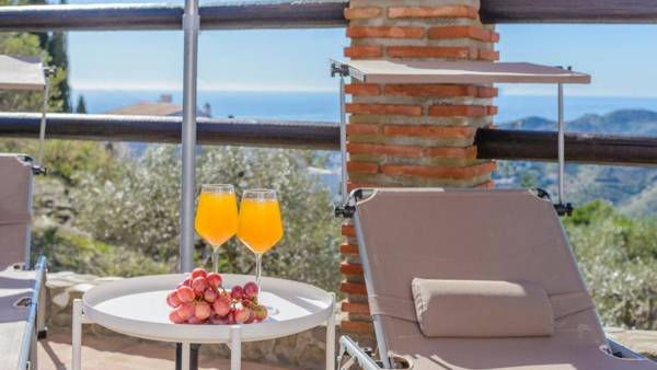 Villa Vargas Torrox by Ruralidays