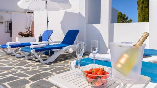 Casa El Monte Torrox by Ruralidays