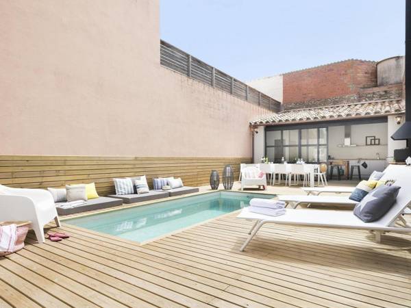 Luxurious traditional Catalan house with pool in Marenya Costa Brava-Empordà