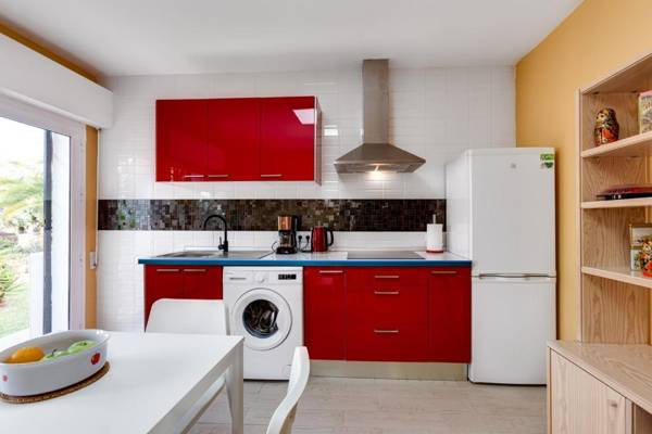 2 bedrooms villa with private pool enclosed garden and wifi at Torrevieja 5 km away from the beach