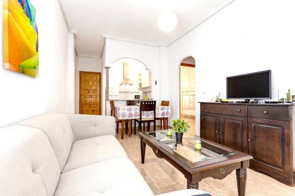 2 bedrooms appartement with shared pool terrace and wifi at Torrevieja 1 km away from the beach