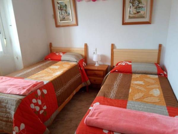 Wonderful top floor apartment ideally located between sea and the city center