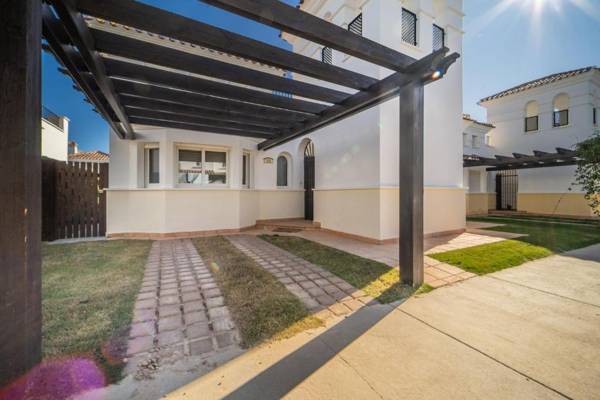 Villa with Private Heated Pool - MO33LT