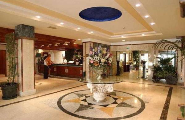 Hotel Pueblo Camino Real