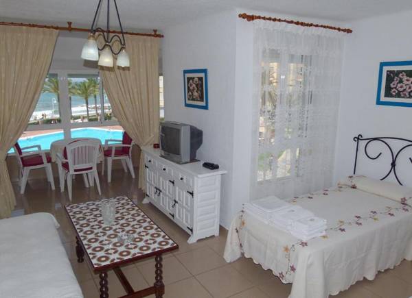 Apartamentos Intercentro Algarrobo-Costa APARTAMENTOS TURÍSTICOS -INMOBILIARIA