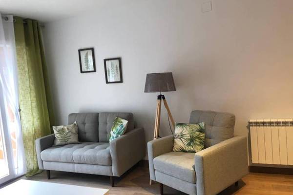 Luminoso y acogedor alojamiento en Sort