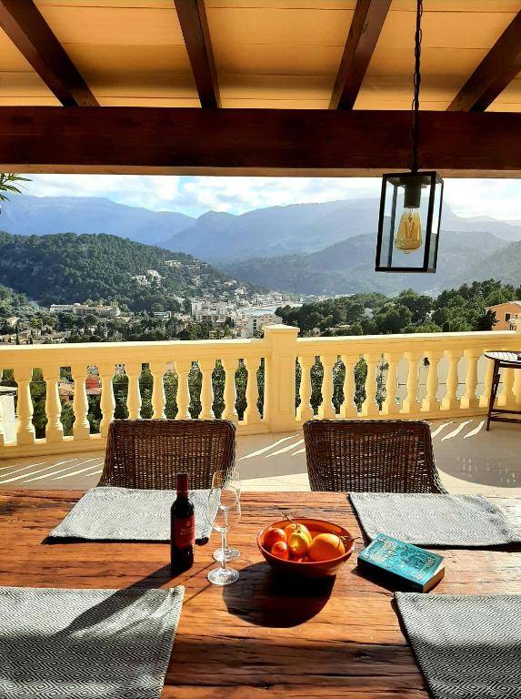 Casa Sol with private terrace garden pool beautiful view