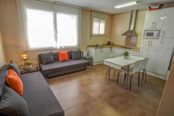 Benet Apartment by Hello Homes Sitges