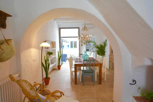 CASA AZUL stunning house a few metres from the bea