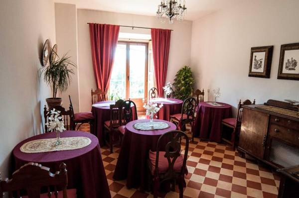 Hostal Puerta Medina