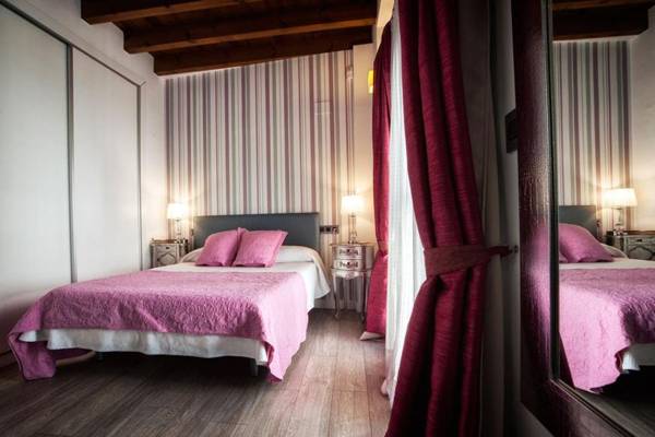 Singular Siete Revueltas