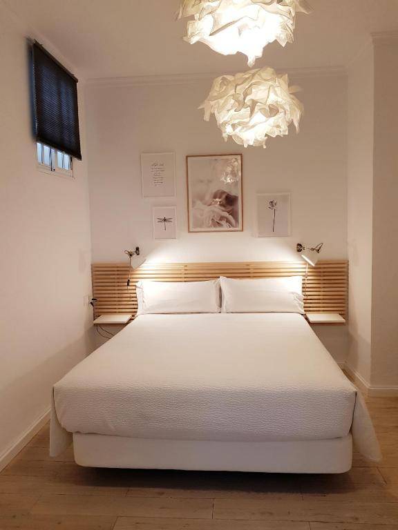 Las Atarazanas - Design Hostal