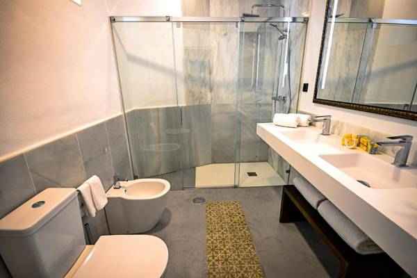 Hotel Legado Alcazar