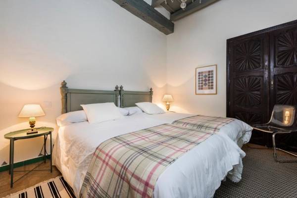 Genteel Home Corral del Rey