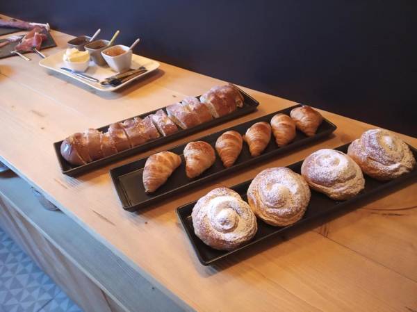 CAN MENCIÓ - Plaça Major