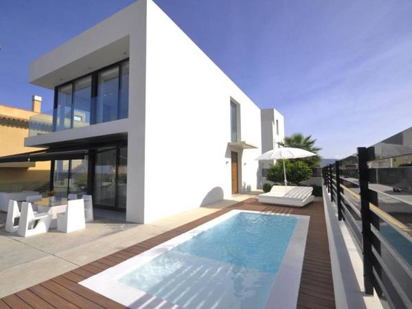 Luxurious Holiday Home in Balearic Islands with Pool