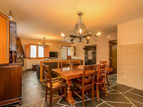 Secluded Cottage in Villanueva de Oscos with Private Garden