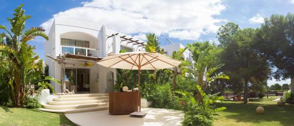 Destino Pacha Ibiza - Entrance to Pacha Club Included