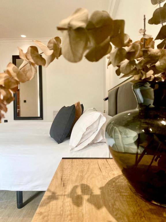 Hotel Adonis Capital