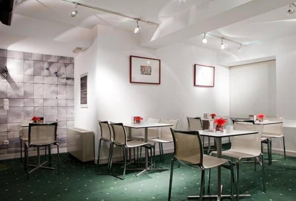 Hotel Zaragoza Plaza