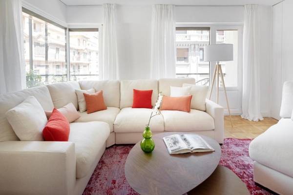 Larroka Apartment by FeelFree Rentals