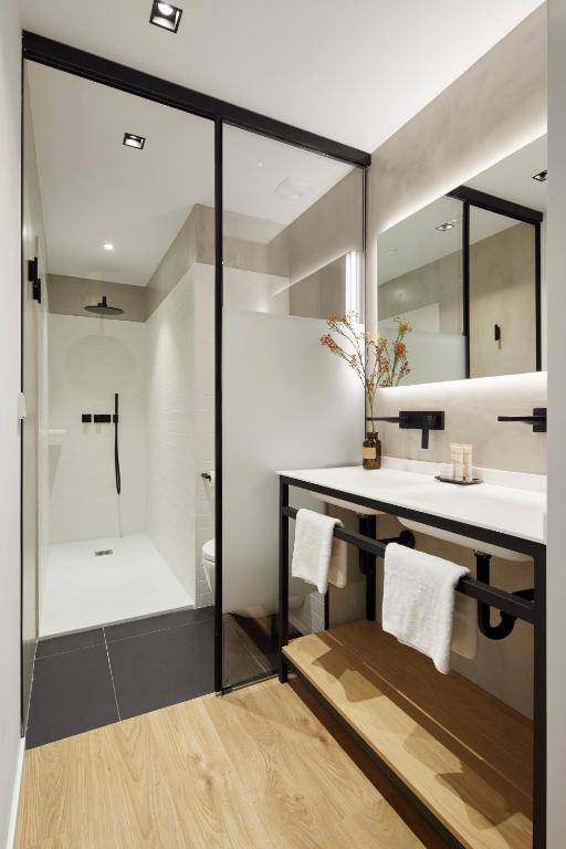 Jai Alai 54 by FeelFree Rentals