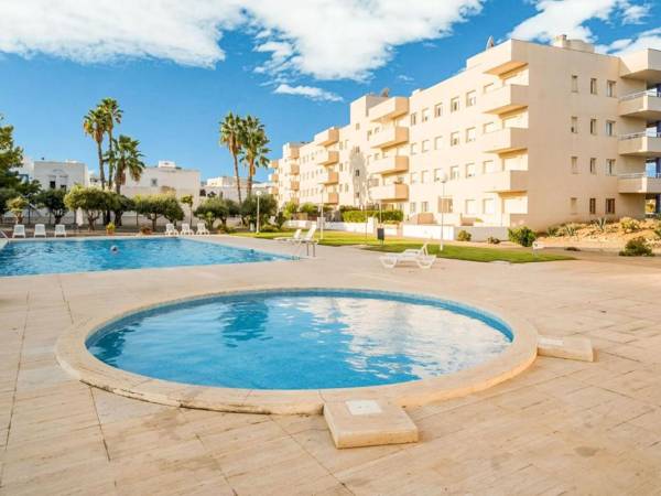 Pretty Holiday Home in Sant Josep de Sa Talaia near Sea