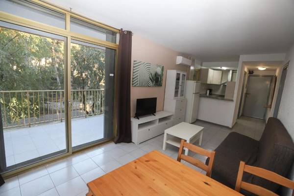 DIFFERENTFLATS Argenta