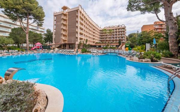 Golden Avenida Family Suites 4*