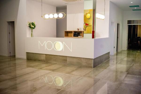 Moon Hotel & SPA.