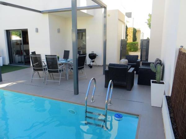 2 bedrooms villa with private pool enclosed garden and wifi at Rojales 8 km away from the beach