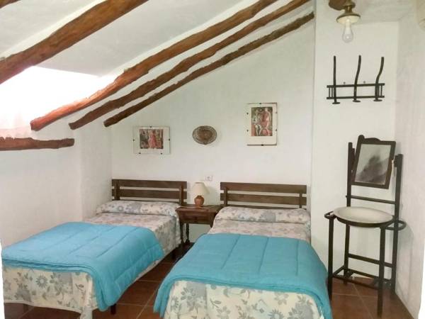 6 bedrooms house with balcony at Quesada