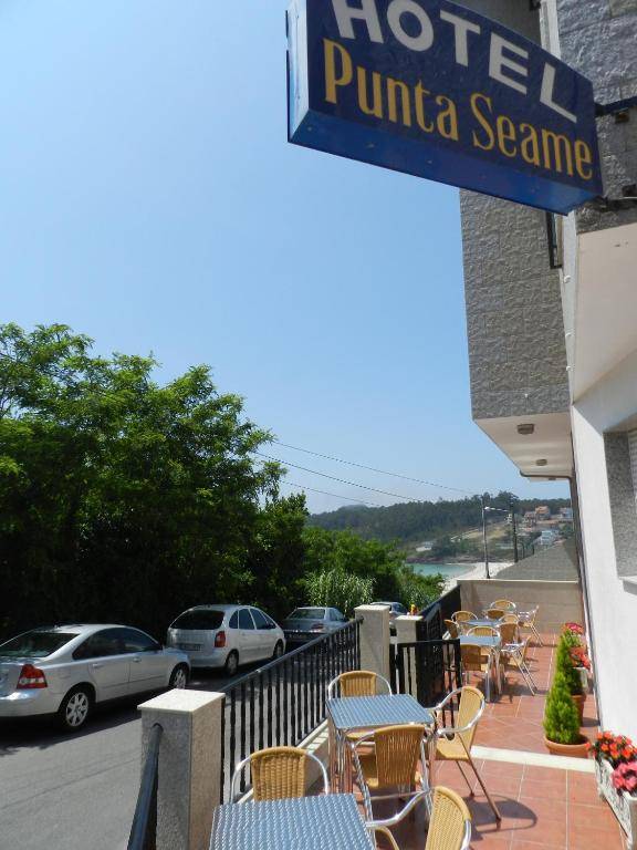 Hotel Punta Seame