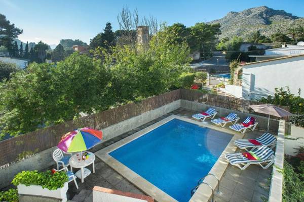 Mediterranean Villa Mariner next to the Sea