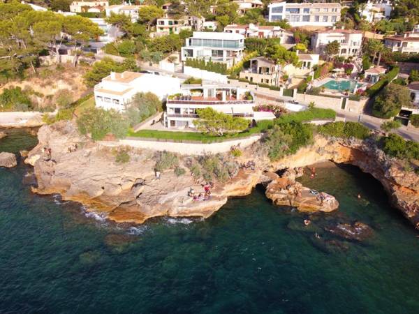 Beachfront penthouse La Victoria