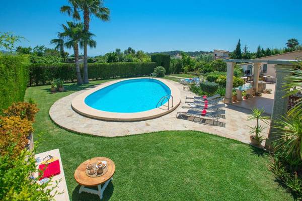 Villa Coloma - Luxury Retreat with Huge Pool