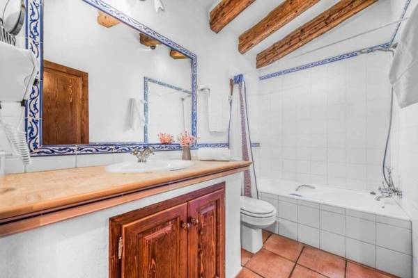 Pretty villa close to Cala San Vicente Special Prices Hire Car for Guests