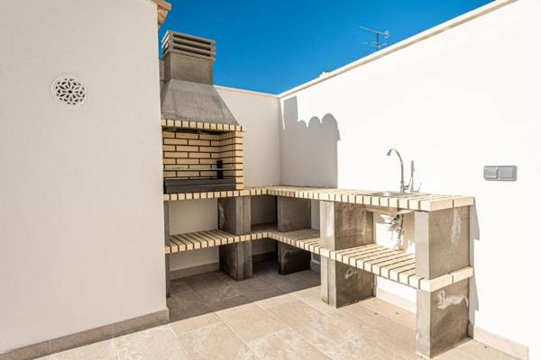 A perfect location villa for holidays with AC and private pool