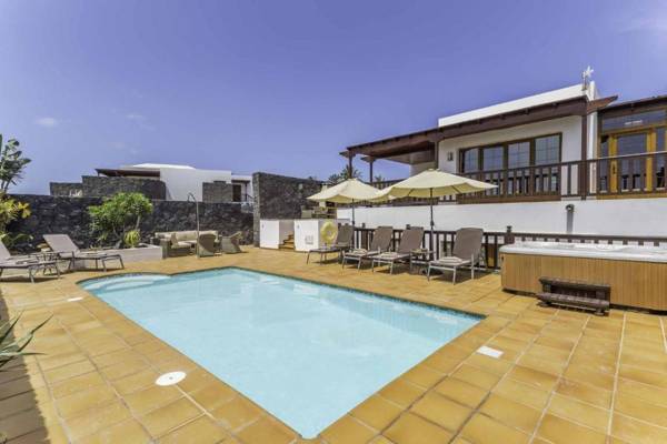 Villa Azure - LH122 By Villas Now Ltd