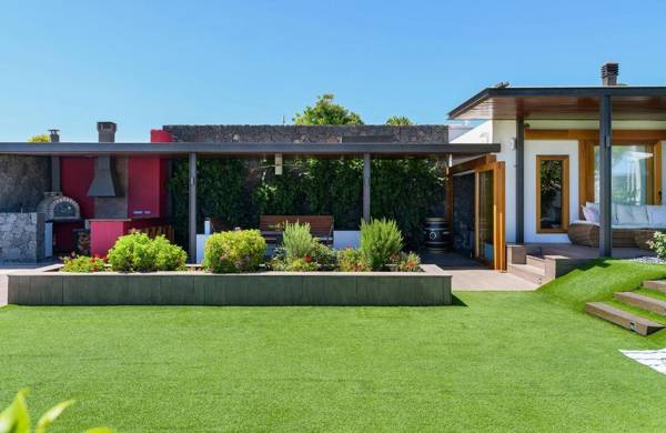 Luxury and Harmony House