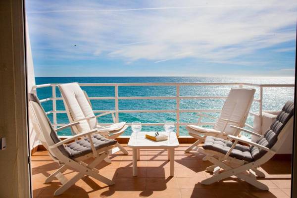 Steps To Sand Pad N Barcelona 3 Room 2 Bath Pkng