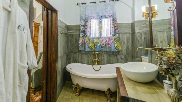 Cortijo Los Mellizos Penaflor by Ruralidays