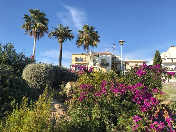 Apartamentos Port Marina