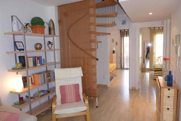 Agradable Ático con gran Terraza a 1 Minuto de la Playa