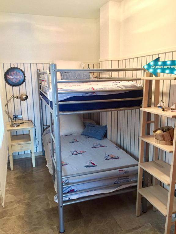 PRECIÓS APARTAMENT A PRIMERA LÍNIA DE MAR