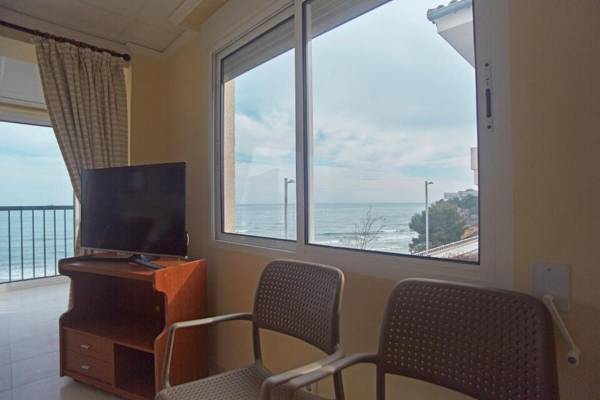 ApartUP Acapulco Beachfront Views