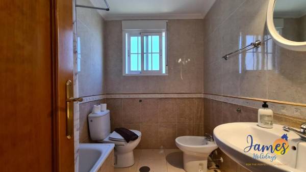 Playa Golf 1st floor apartment & com pool P243