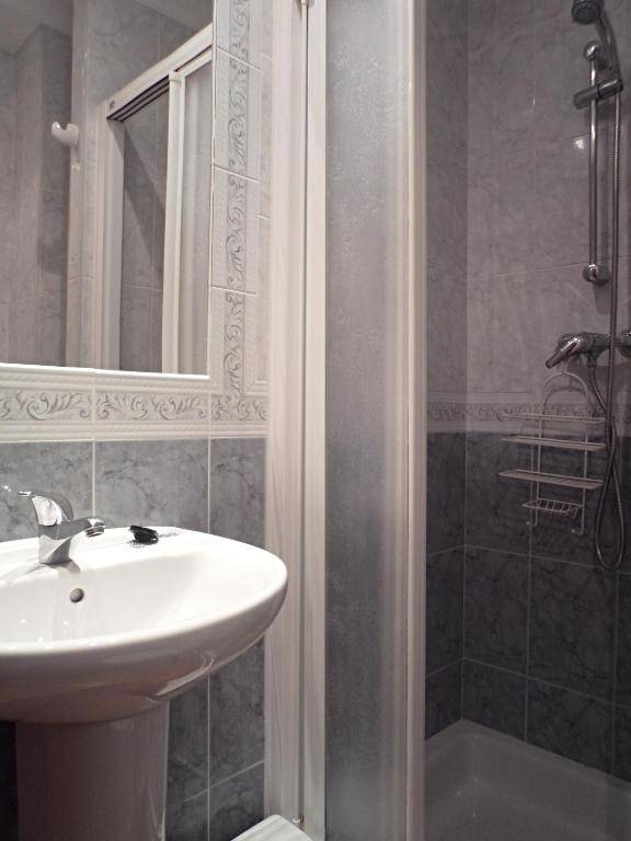 CARABEO I 18 MENYBER